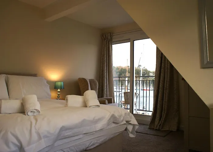 Riverside 3